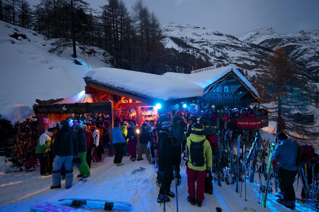 apres ski party at hennu stall in zermatt switzerland